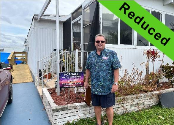 Venice, FL Mobile Home for Sale located at 977 Trinadad E Bay Indies